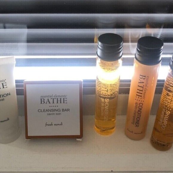 5 Piece LOT Gilchrist & Soames Essential Elements Bathe Collection Set - Picture 2 of 3